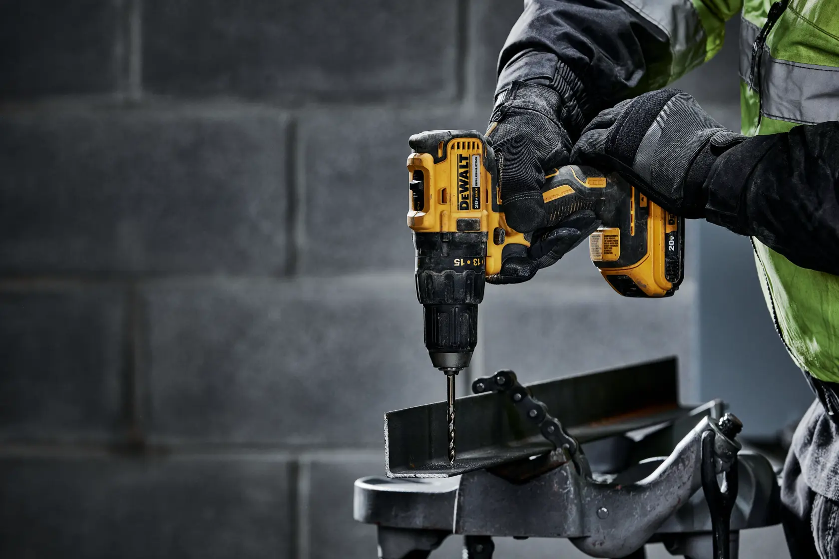 DEWALT® 20V MAX* Taladro Percutor/Atornillador de 1/2" (13mm) Inalámbrico (Solo Herramienta)