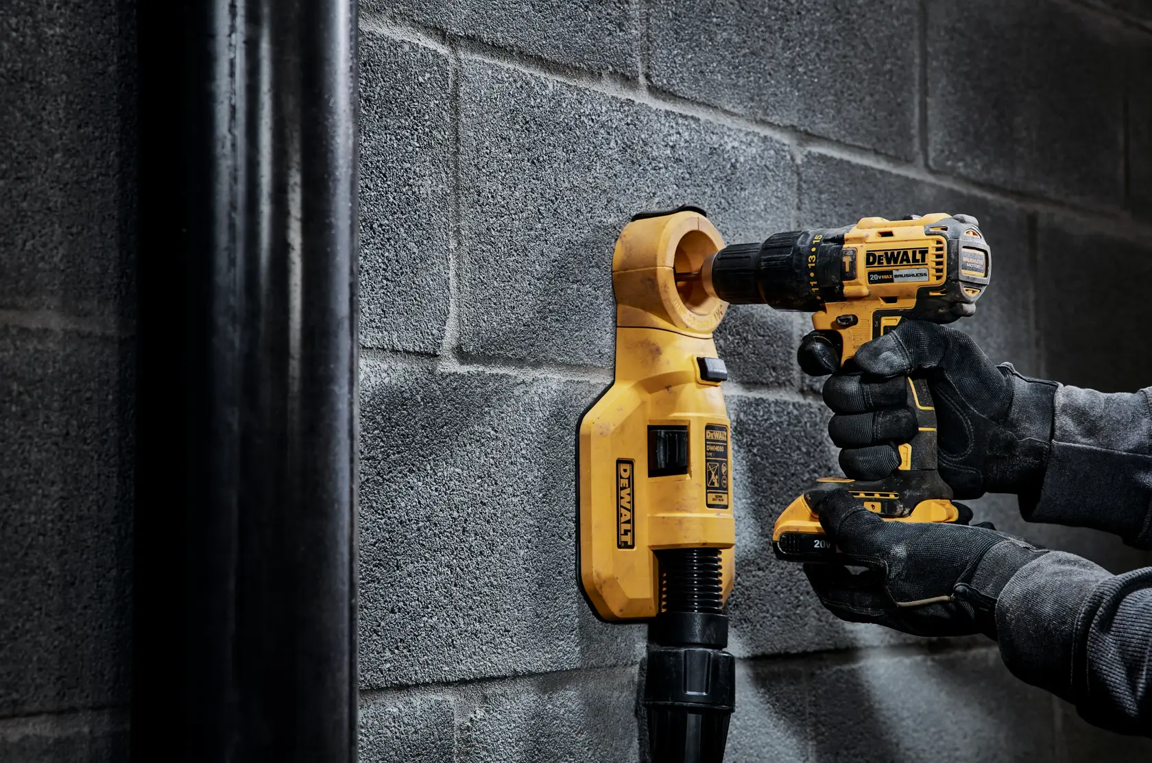 DEWALT® 20V MAX* Kit de Taladro Percutor/Atornillador de 1/2" (13mm) Inalámbrico sin Carbones con (1) Batería de 2.0 Ah y Cargador
