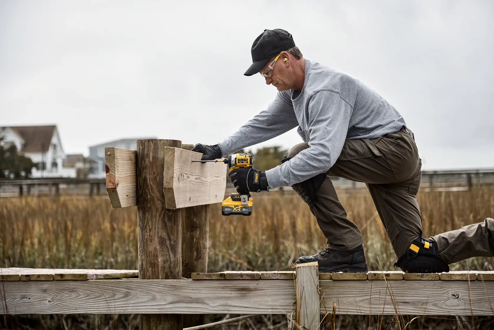 DEWALT 20V MAX XR(®) 3-Speed High Torque 1/4 in. Impact Driver Application Image Dock Shot