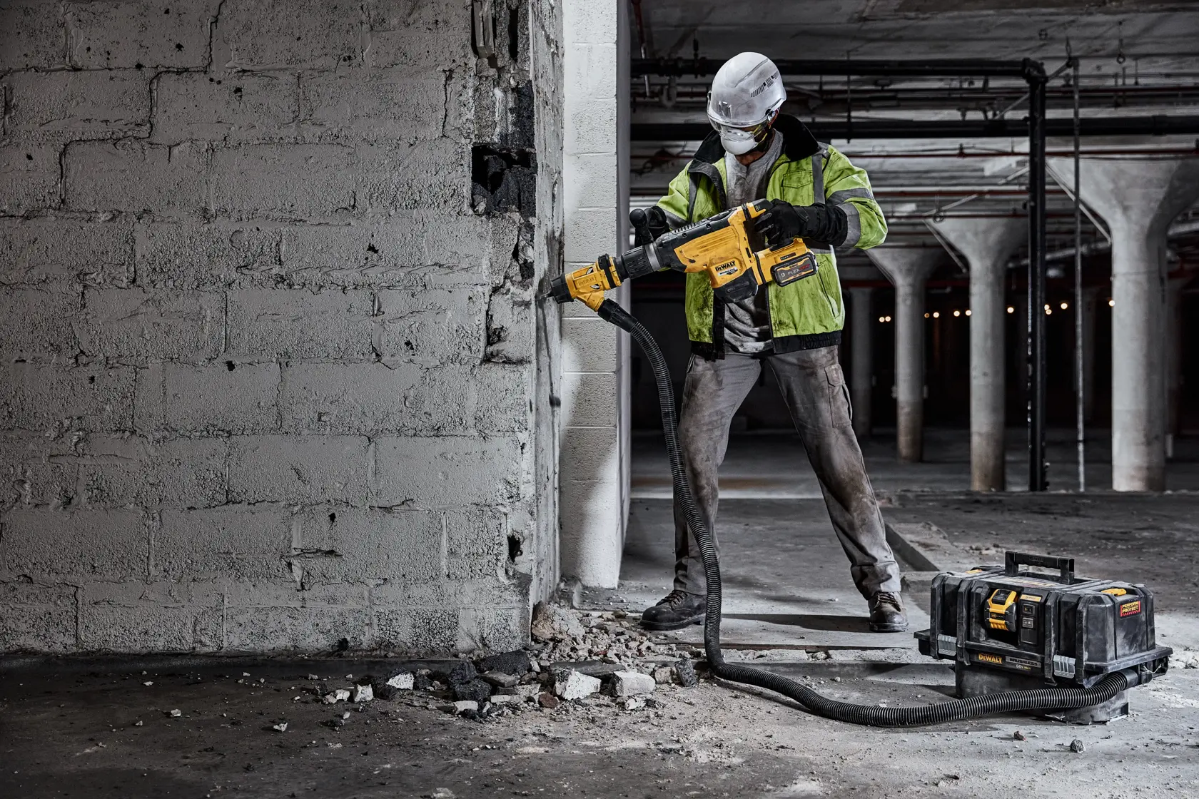 DEWALT® Kit de Martillo Demoledor SDS MAX de 19.4J, 22lbs de 60V MAX* FLEXVOLT®, (1) Batería de 9.0Ah y Cargador