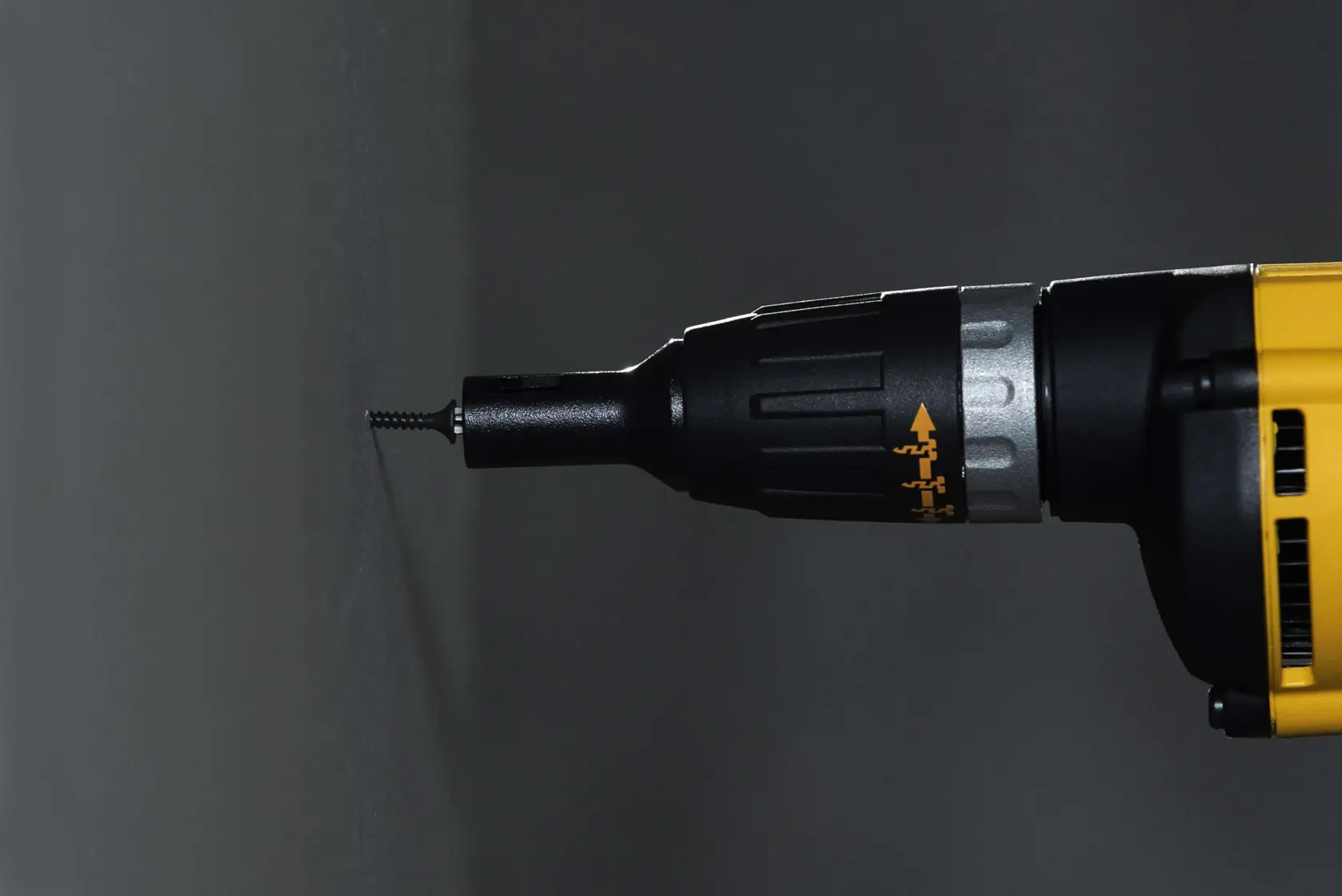 DEWALT® Pistola para Tornillos de Tablaroca VSR de Alta Velocidad de 5,300 rpm, 6.0-Amp