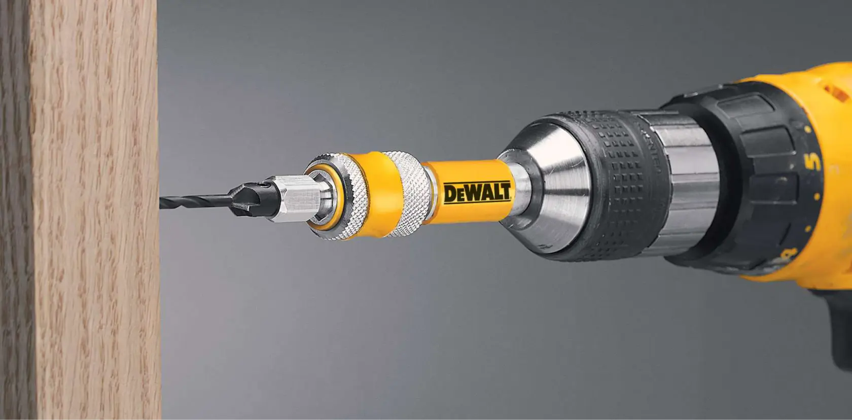 DEWALT® Unidad Completa de Taladro Flip Drive #6, Plateado