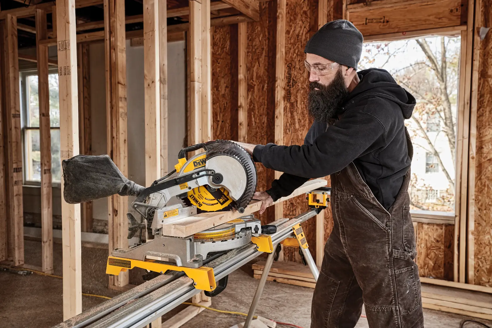 DEWALT® Hoja de Sierra Circular de Acabado de 10 Pulg. 60T