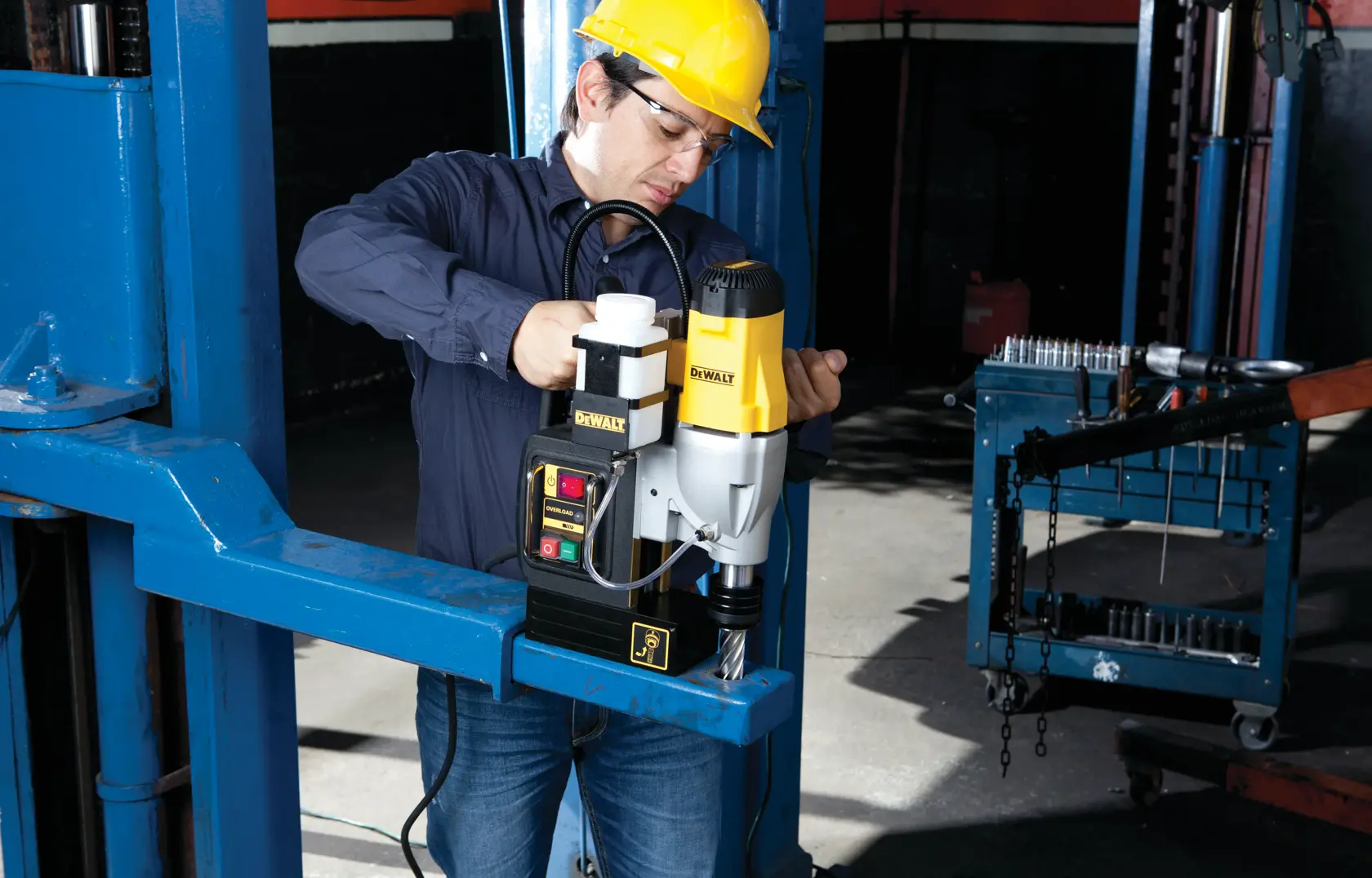 DEWALT® Taladro Magnético de 2" (50 mm) con Cable de 2 Velocidades